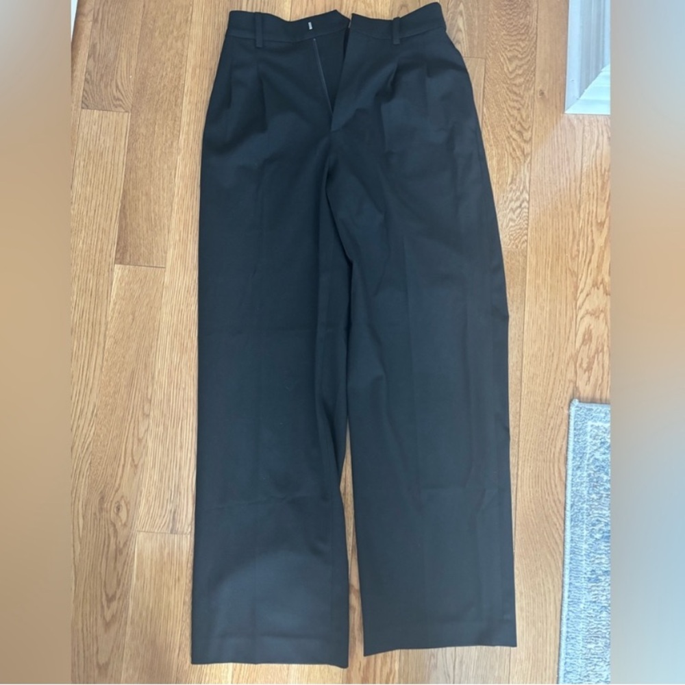 Uniqlo Black Garment